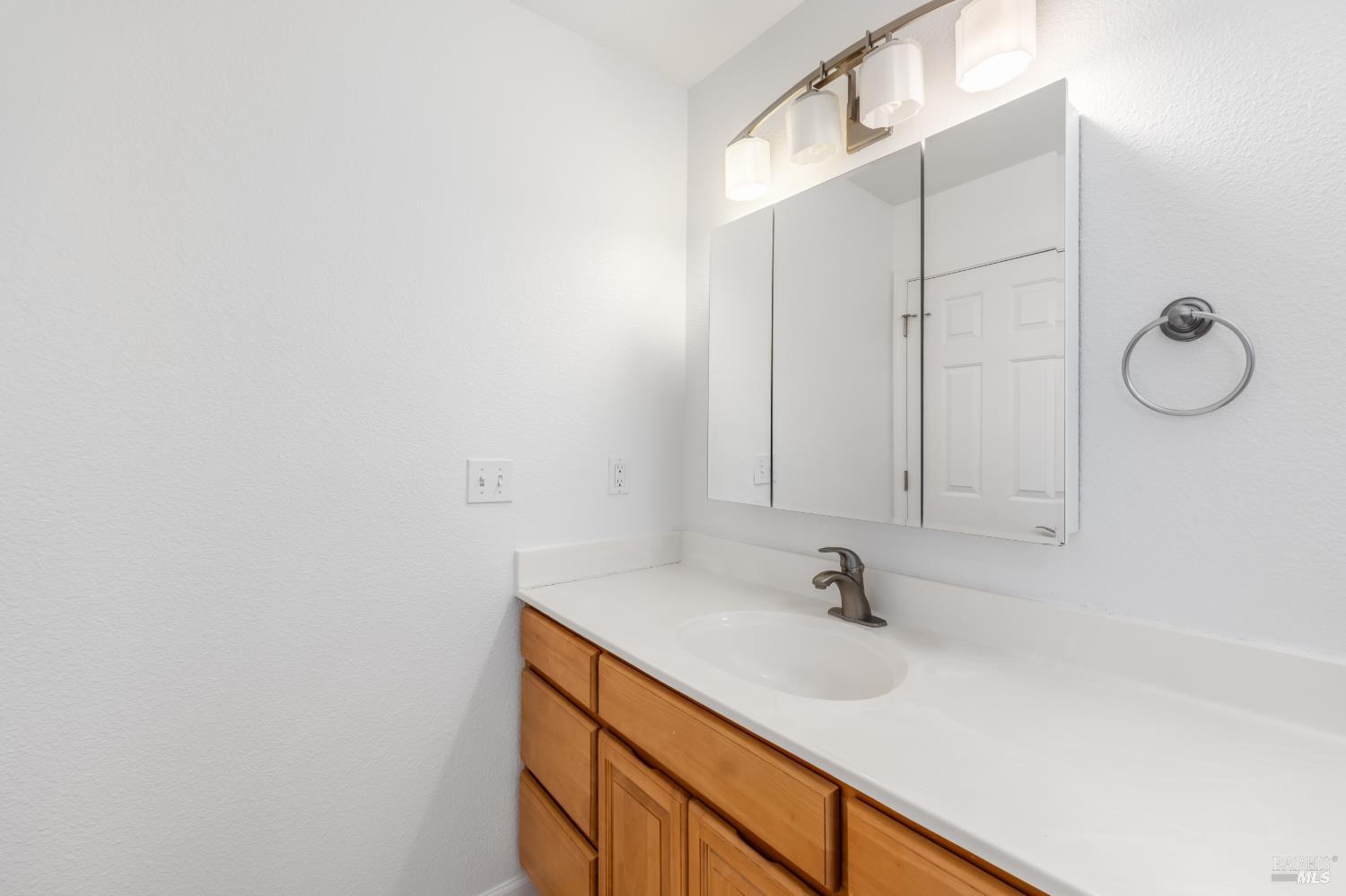 396 Elder Street Vacaville CA 95688