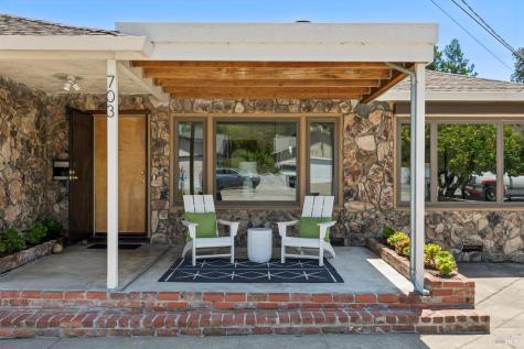 703 Lamont Avenue Novato CA 94945