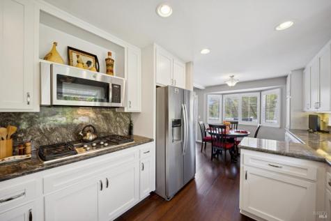 6 Fox Hollow Place Novato CA 94945