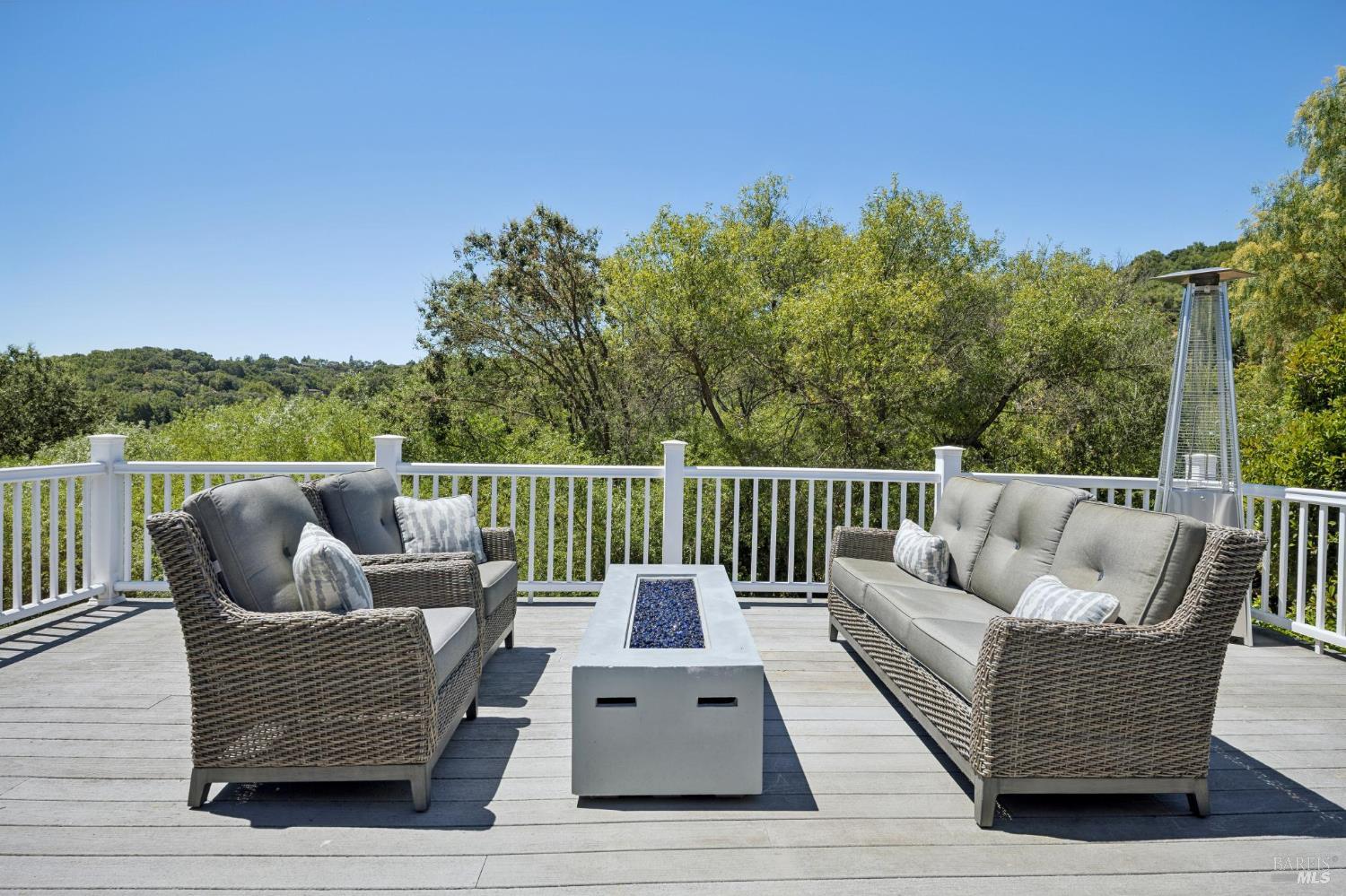 6 Fox Hollow Place Novato CA 94945