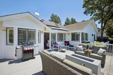 6 Fox Hollow Place Novato CA 94945