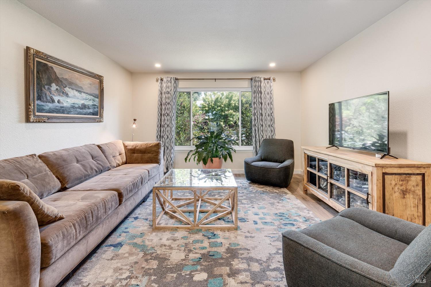 113 Sherwood Drive Santa Rosa CA 95405