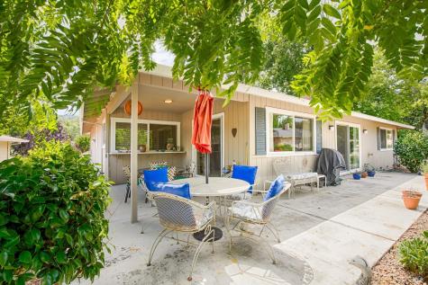 6497 Meadowridge Drive Santa Rosa CA 95409