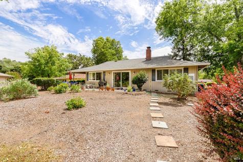 6497 Meadowridge Drive Santa Rosa CA 95409