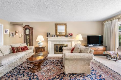 6497 Meadowridge Drive Santa Rosa CA 95409