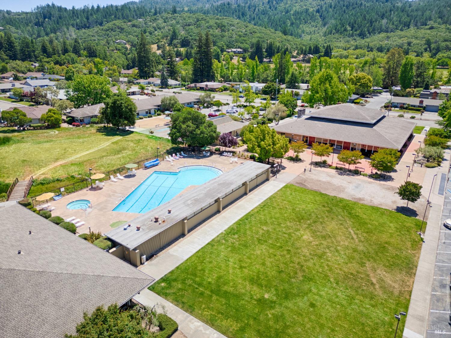6497 Meadowridge Drive Santa Rosa CA 95409