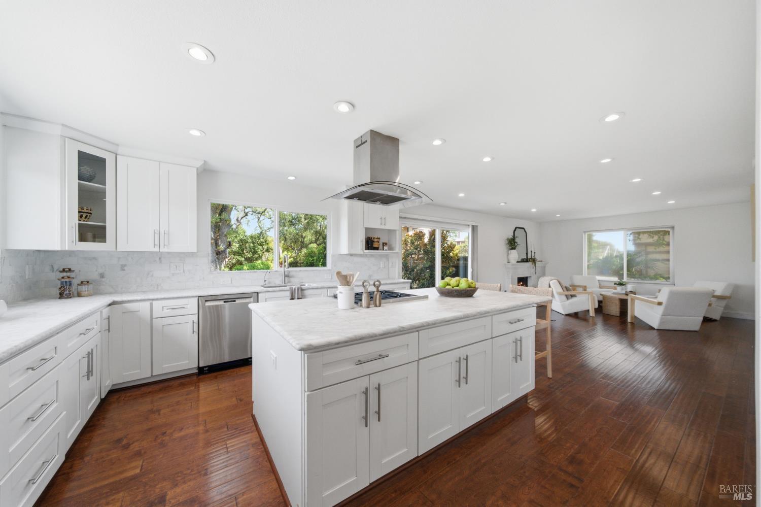13 Sutro Court Novato CA 94947