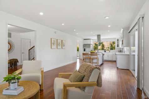 13 Sutro Court Novato CA 94947