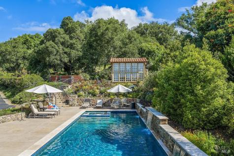 740 Shiloh Terrace Santa Rosa CA 95403