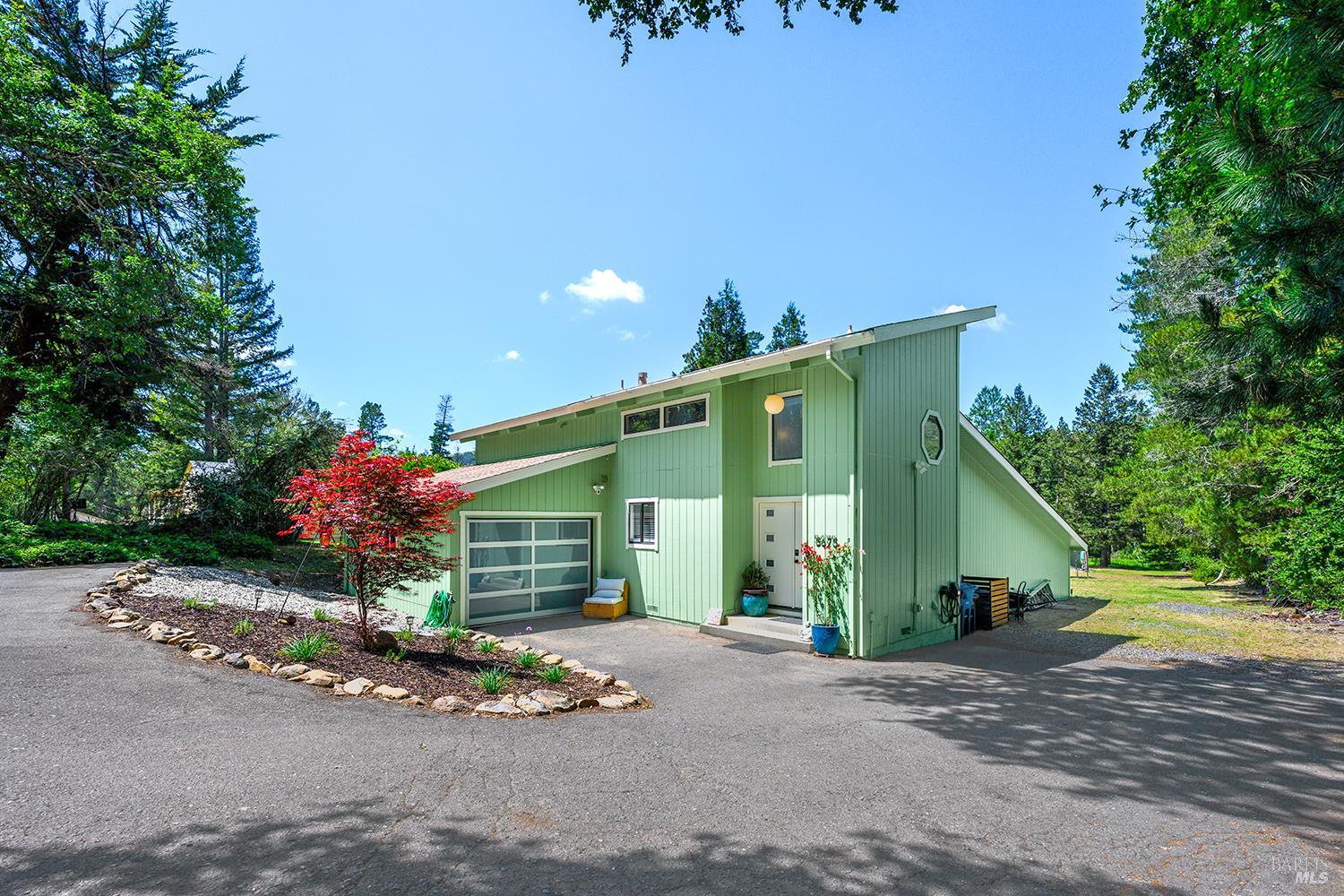 5675 St. Helena Road NE Santa Rosa CA 95404