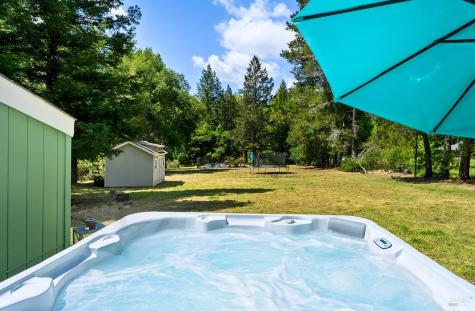 5675 St. Helena Road NE Santa Rosa CA 95404