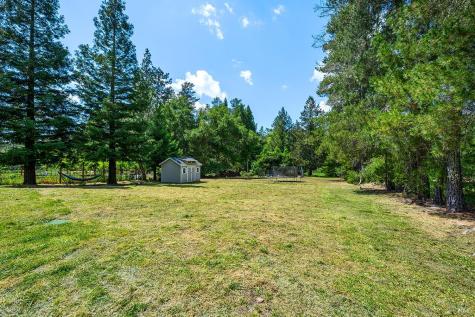 5675 St. Helena Road NE Santa Rosa CA 95404