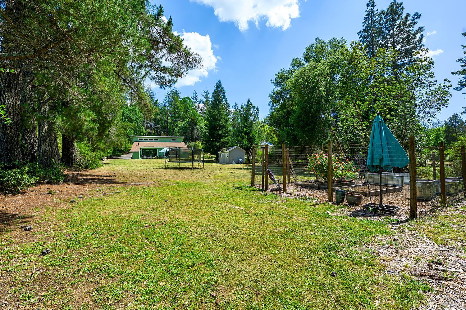 5675 St. Helena Road NE Santa Rosa CA 95404