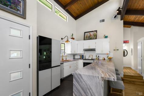 5675 St. Helena Road NE Santa Rosa CA 95404
