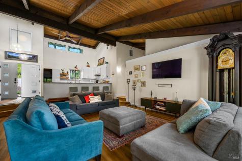 5675 St. Helena Road NE Santa Rosa CA 95404