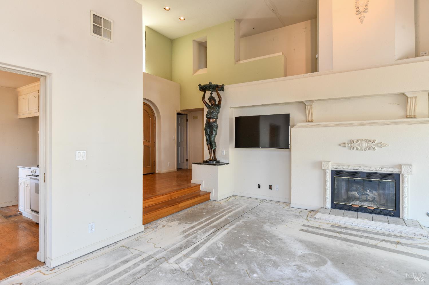 26 Lloyd Court Napa CA 94558
