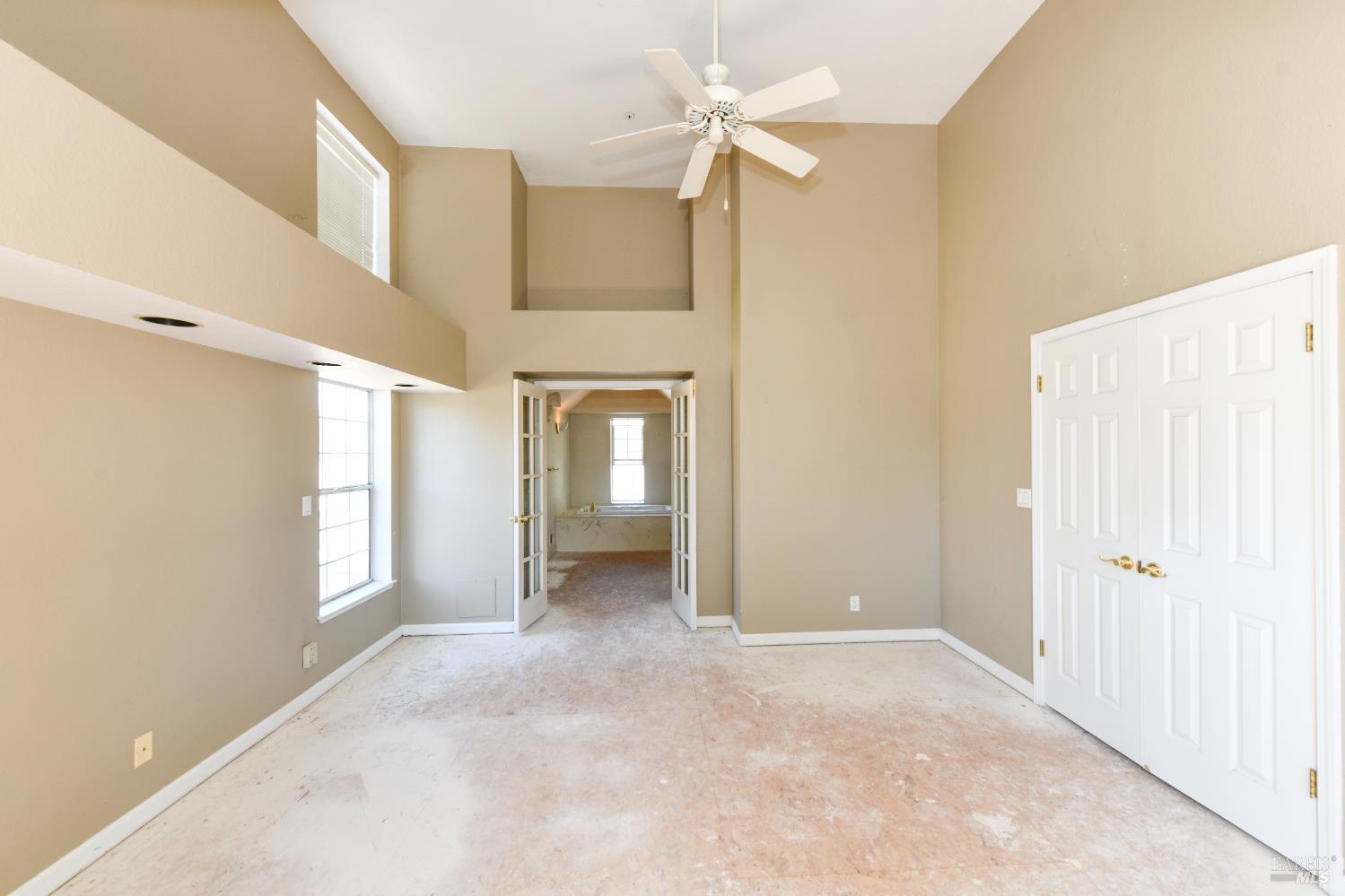 26 Lloyd Court Napa CA 94558