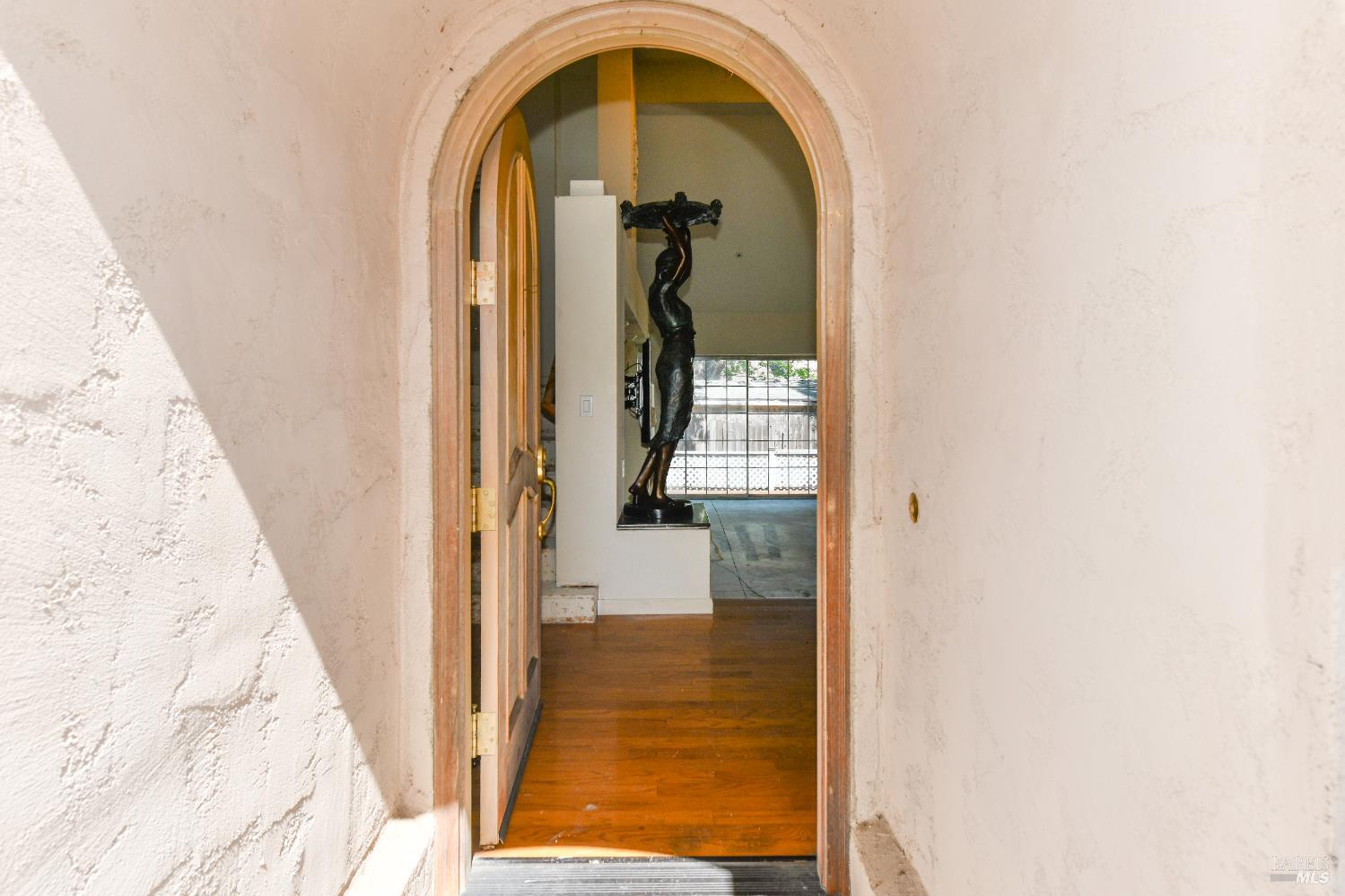 26 Lloyd Court Napa CA 94558