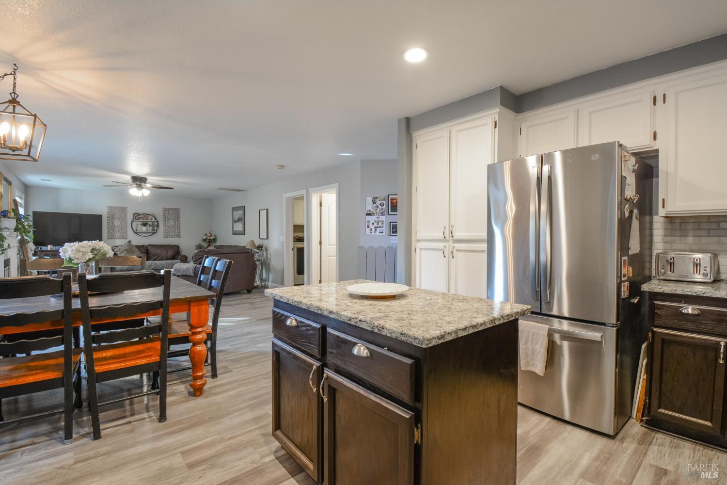 635 Hansen Court Dixon CA 95620