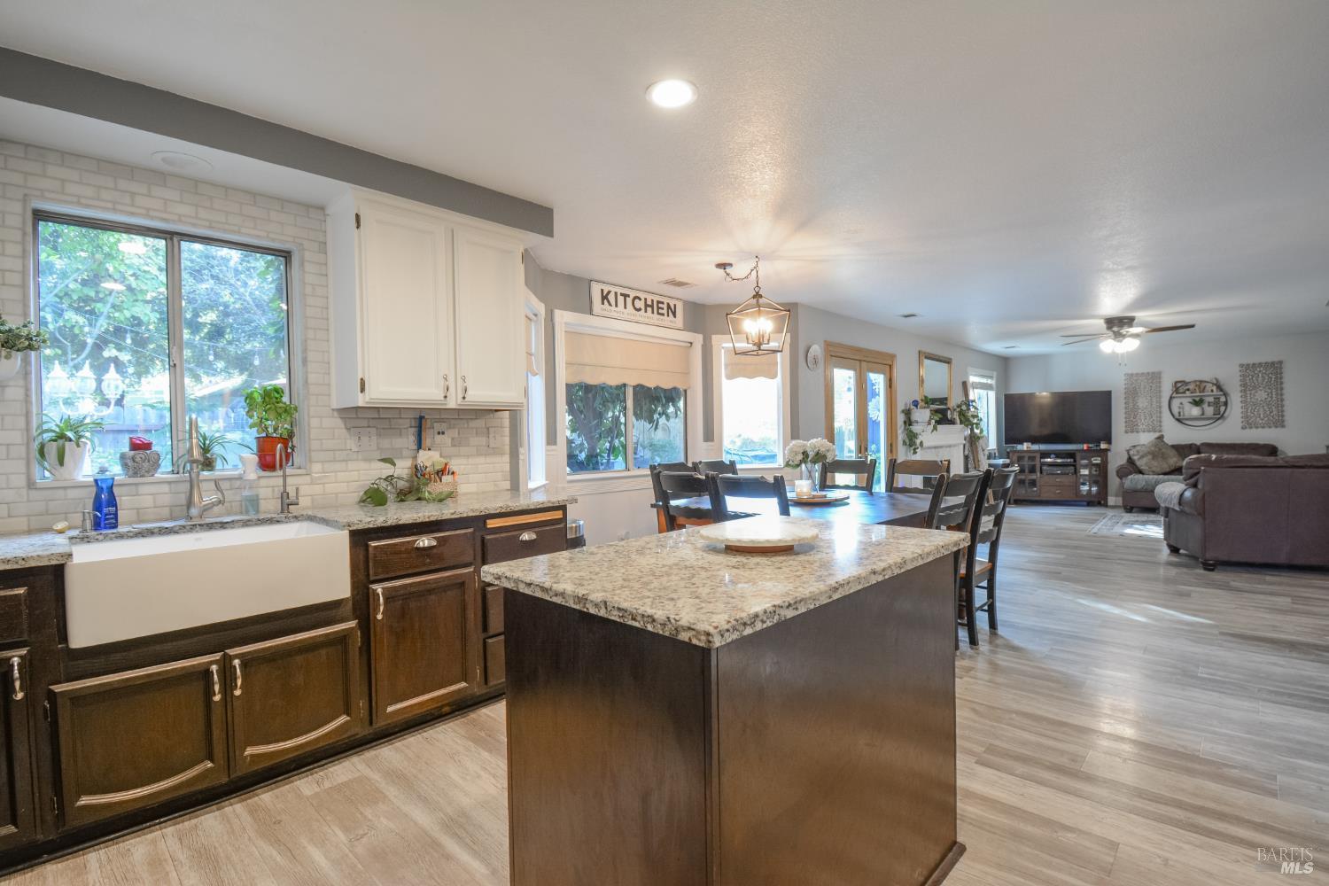 635 Hansen Court Dixon CA 95620