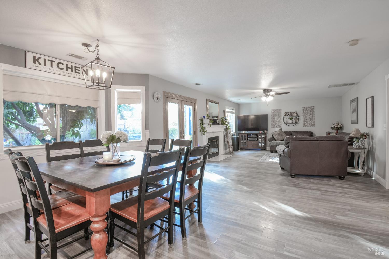 635 Hansen Court Dixon CA 95620