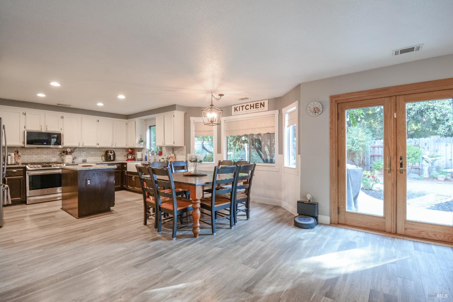 635 Hansen Court Dixon CA 95620