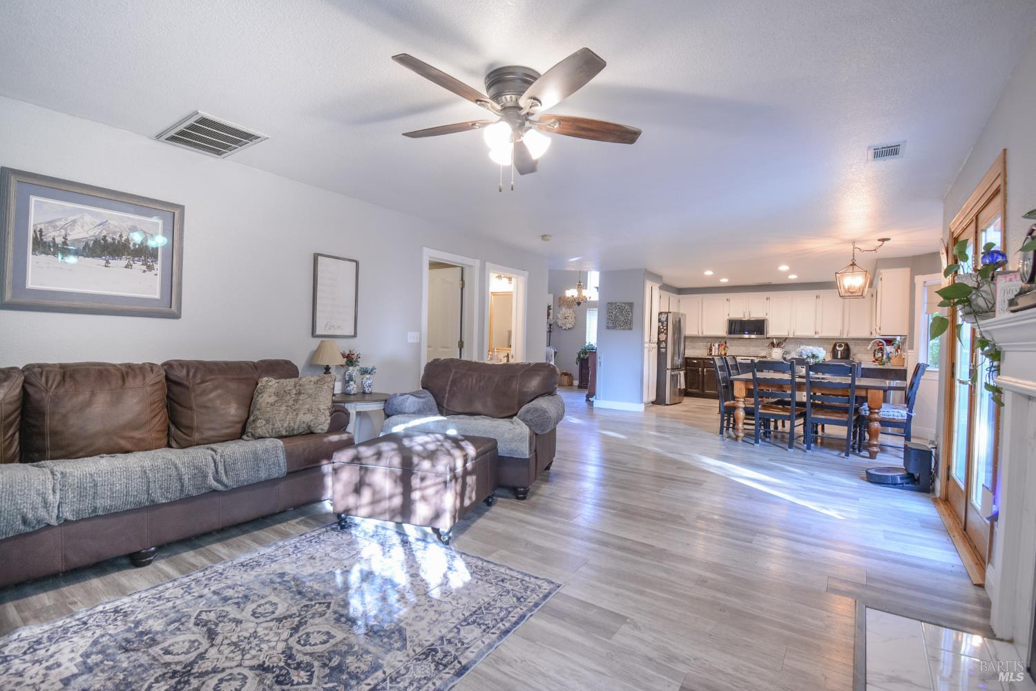 635 Hansen Court Dixon CA 95620