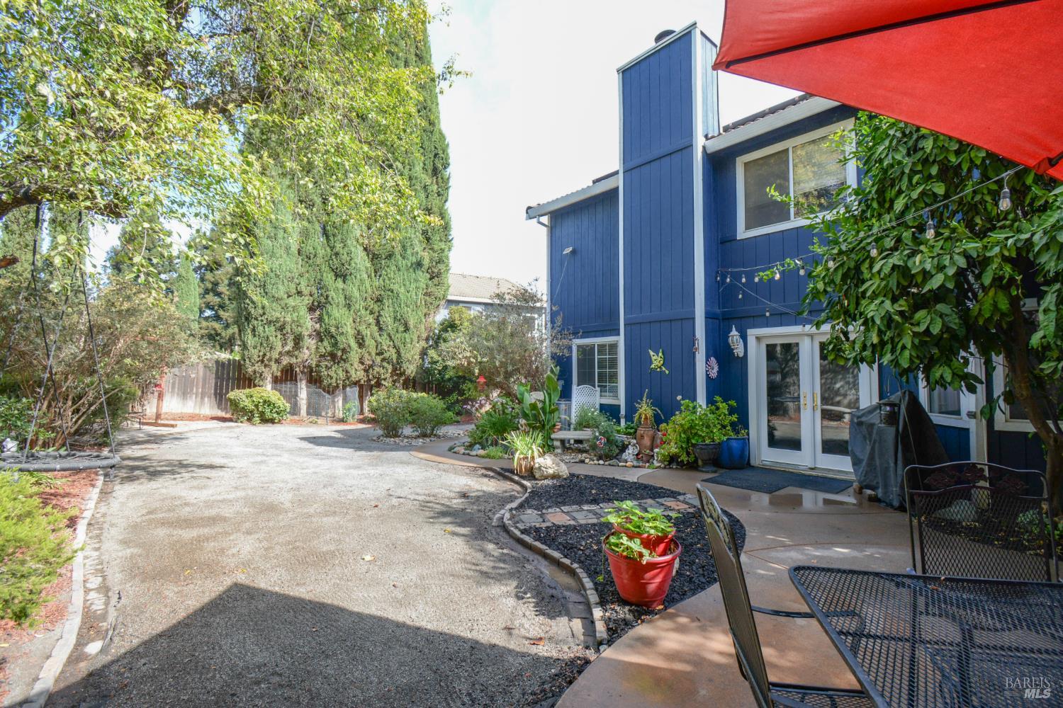 635 Hansen Court Dixon CA 95620