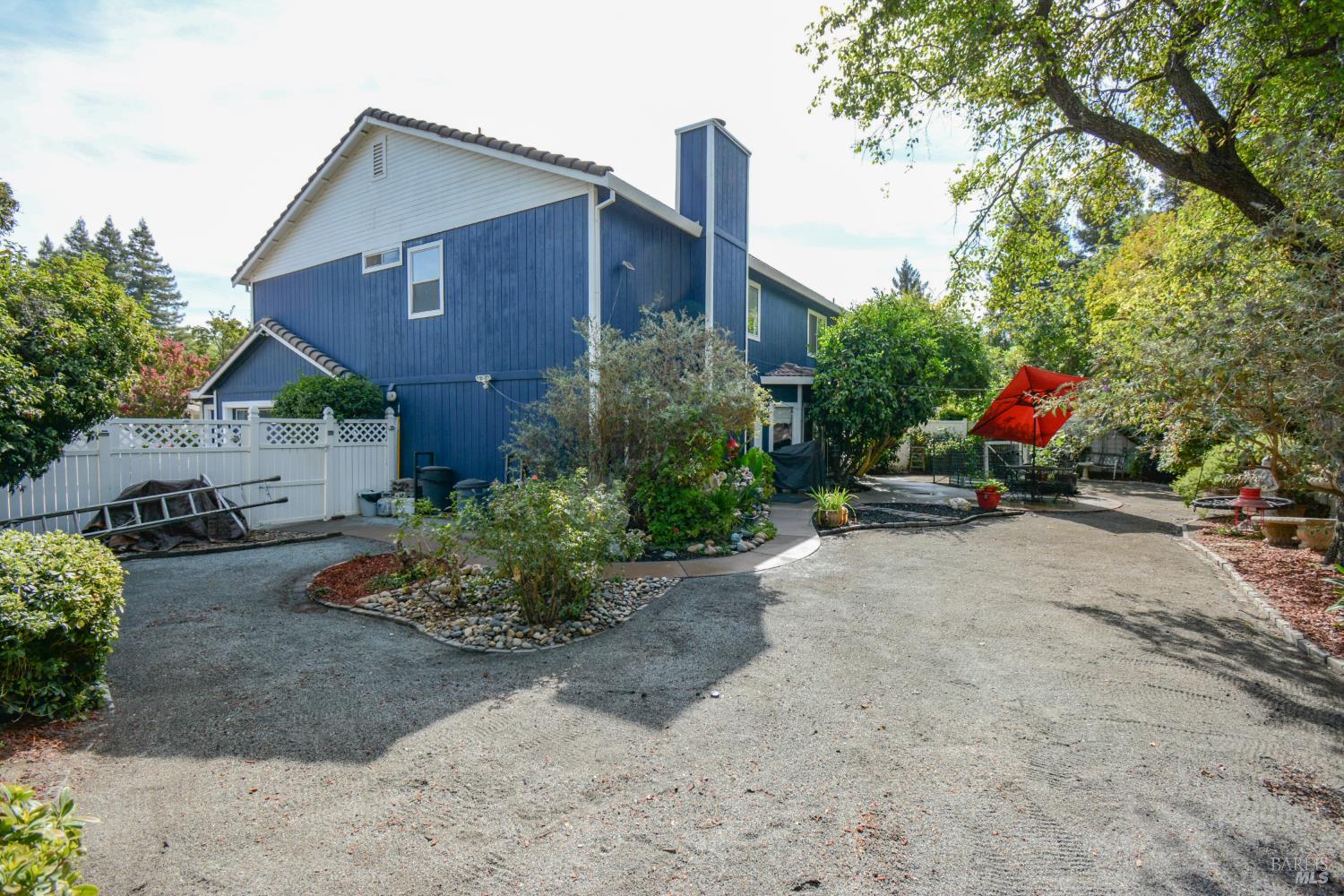 635 Hansen Court Dixon CA 95620