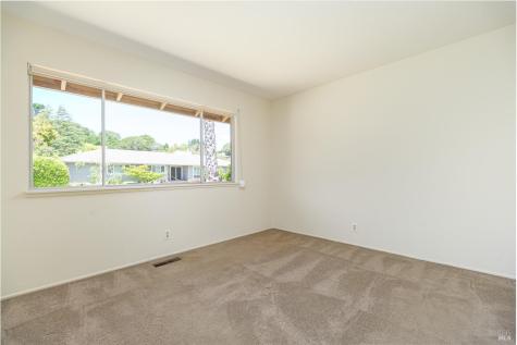 132 Peacock Drive San Rafael CA 94901