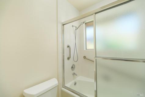 132 Peacock Drive San Rafael CA 94901