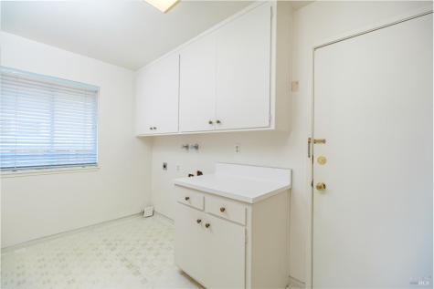 132 Peacock Drive San Rafael CA 94901