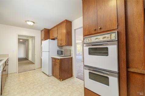 132 Peacock Drive San Rafael CA 94901