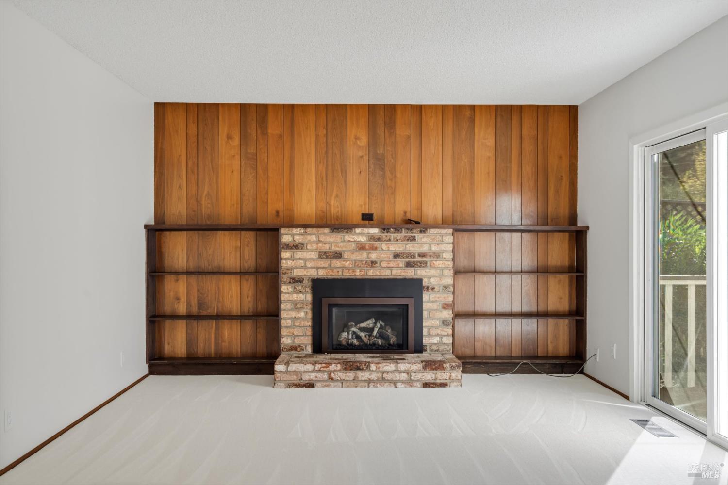 5568 Yerba Buena Road Santa Rosa CA 95409
