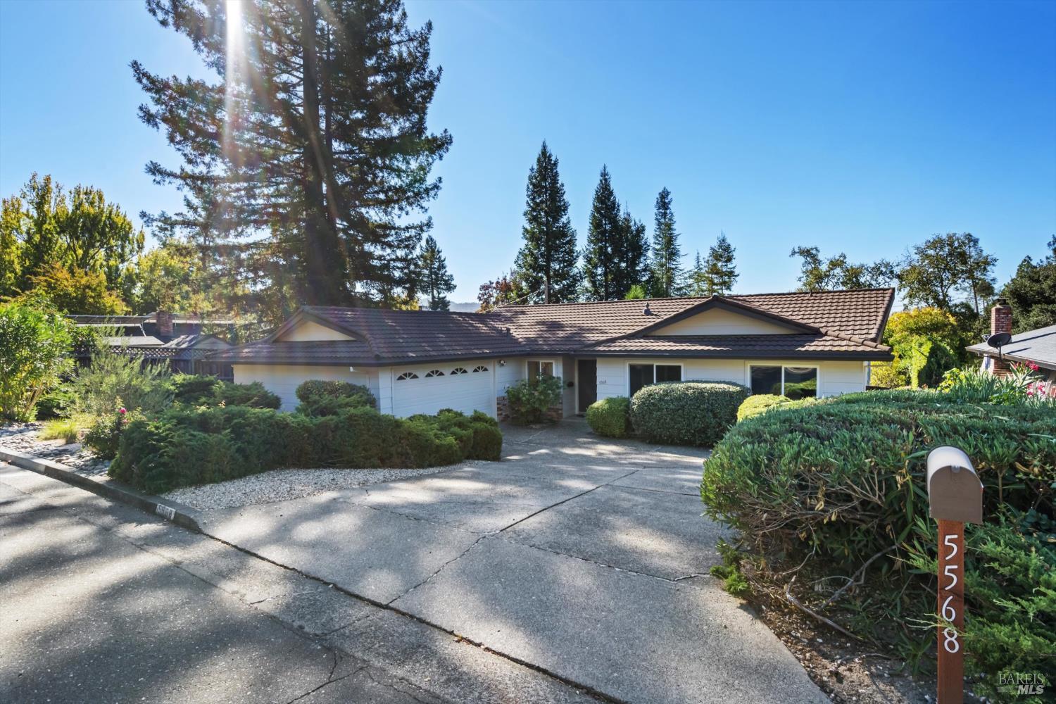 5568 Yerba Buena Road Santa Rosa CA 95409
