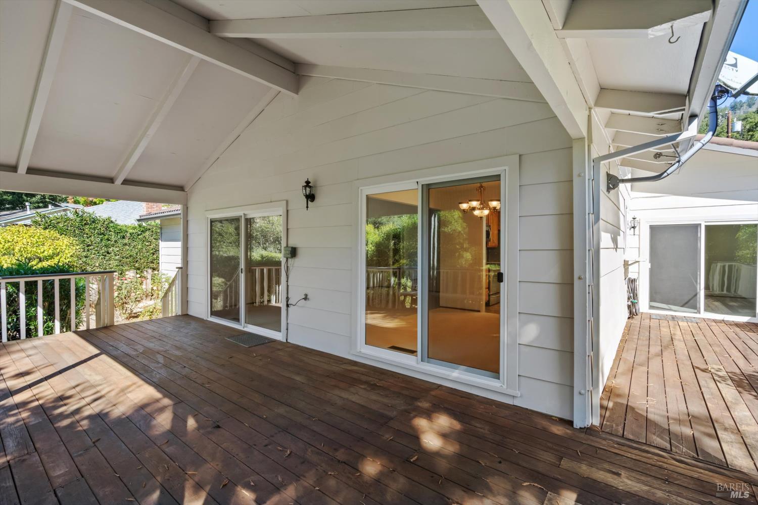 5568 Yerba Buena Road Santa Rosa CA 95409