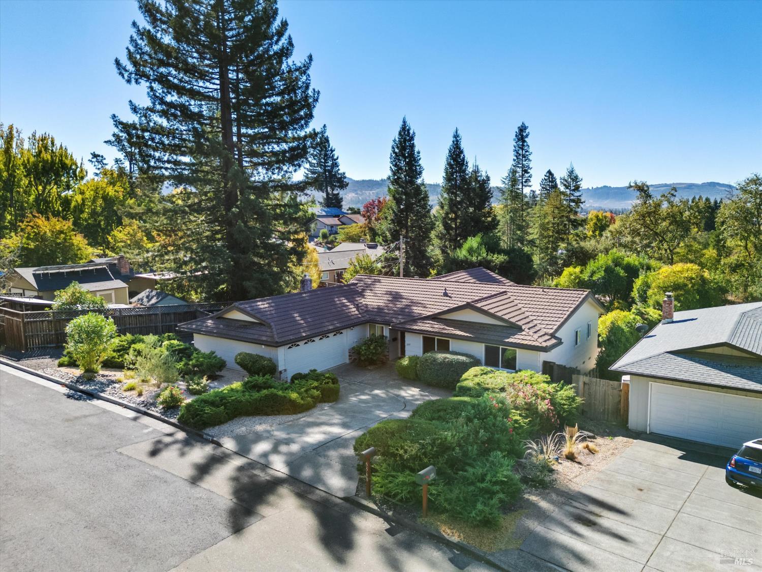 5568 Yerba Buena Road Santa Rosa CA 95409