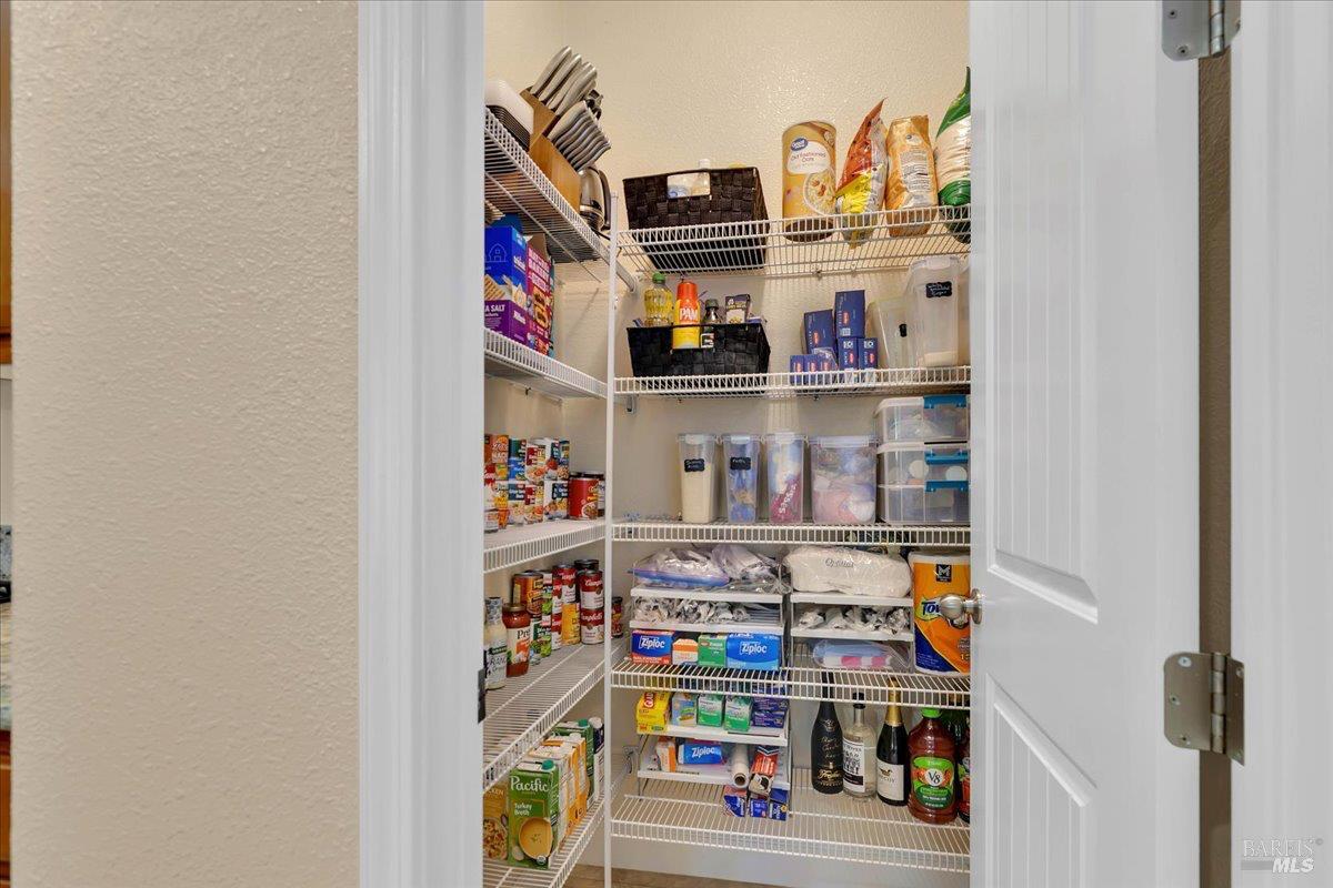 331 Frisbie Circle Vacaville CA 95688