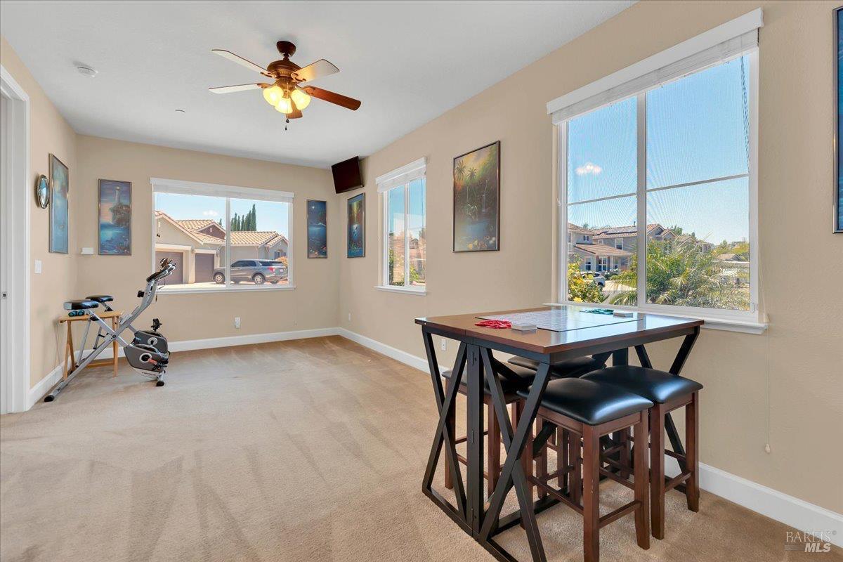 331 Frisbie Circle Vacaville CA 95688
