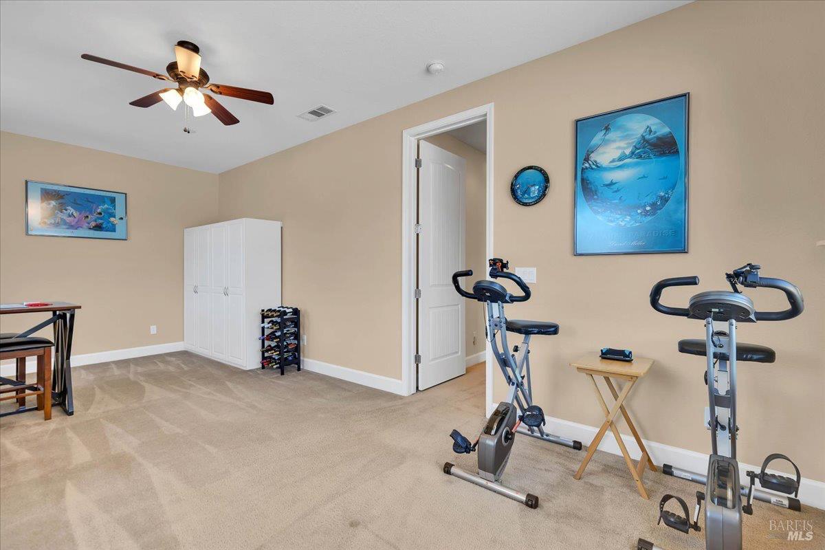 331 Frisbie Circle Vacaville CA 95688