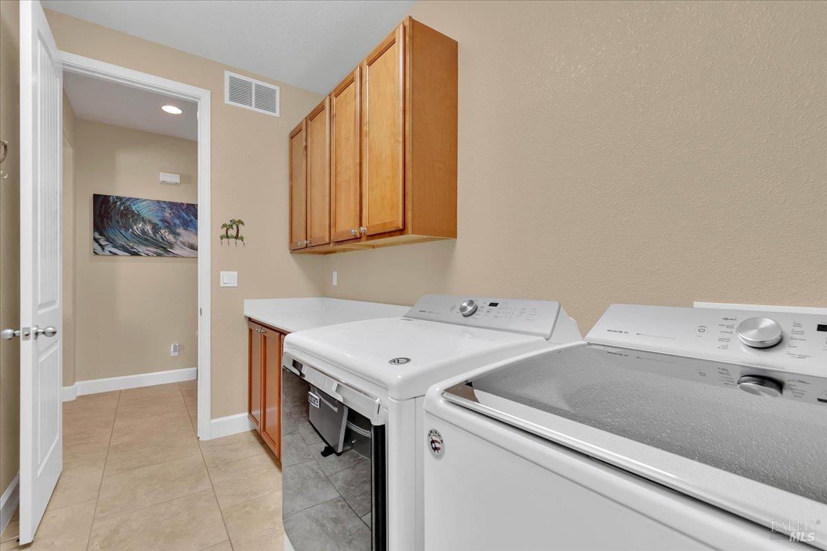 331 Frisbie Circle Vacaville CA 95688