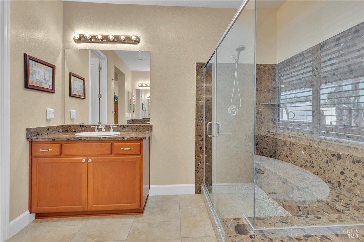331 Frisbie Circle Vacaville CA 95688