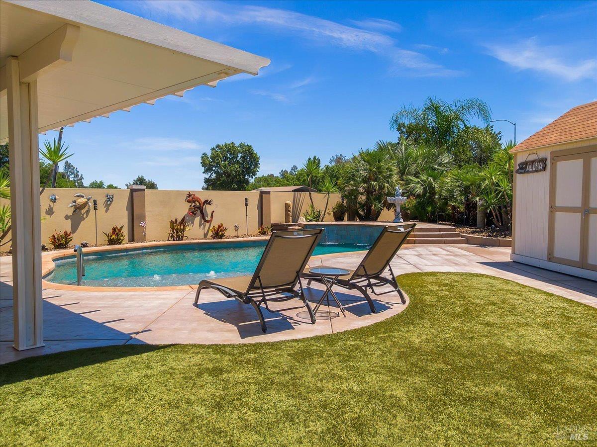 331 Frisbie Circle Vacaville CA 95688
