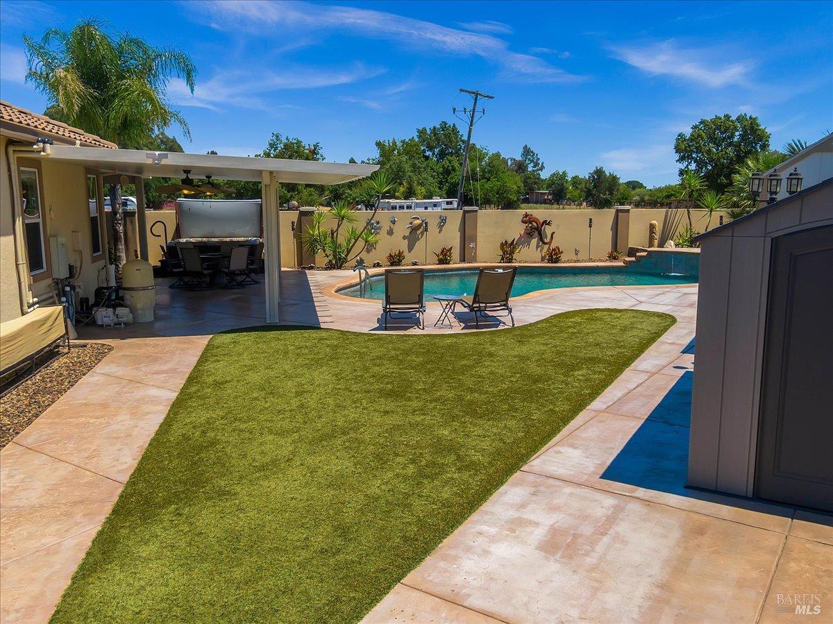 331 Frisbie Circle Vacaville CA 95688