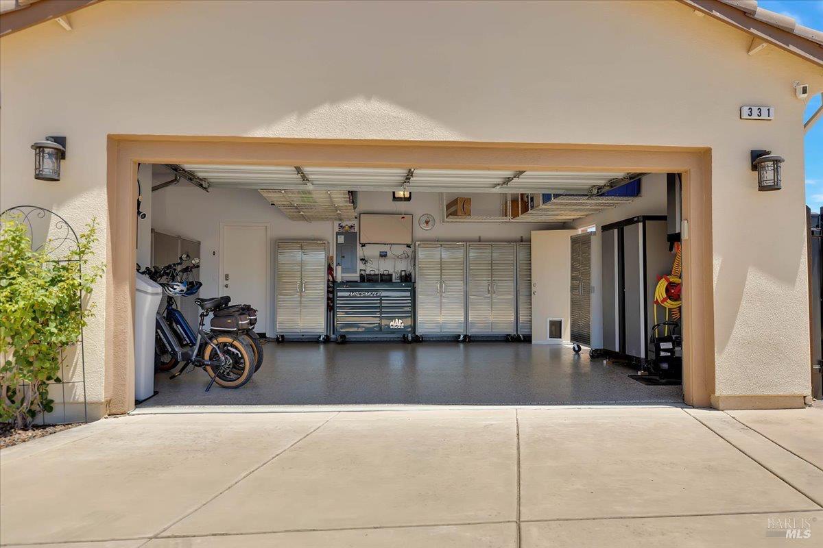 331 Frisbie Circle Vacaville CA 95688