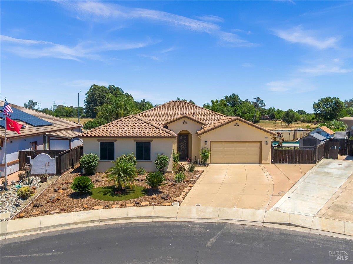 331 Frisbie Circle Vacaville CA 95688