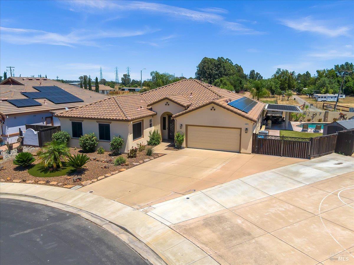 331 Frisbie Circle Vacaville CA 95688