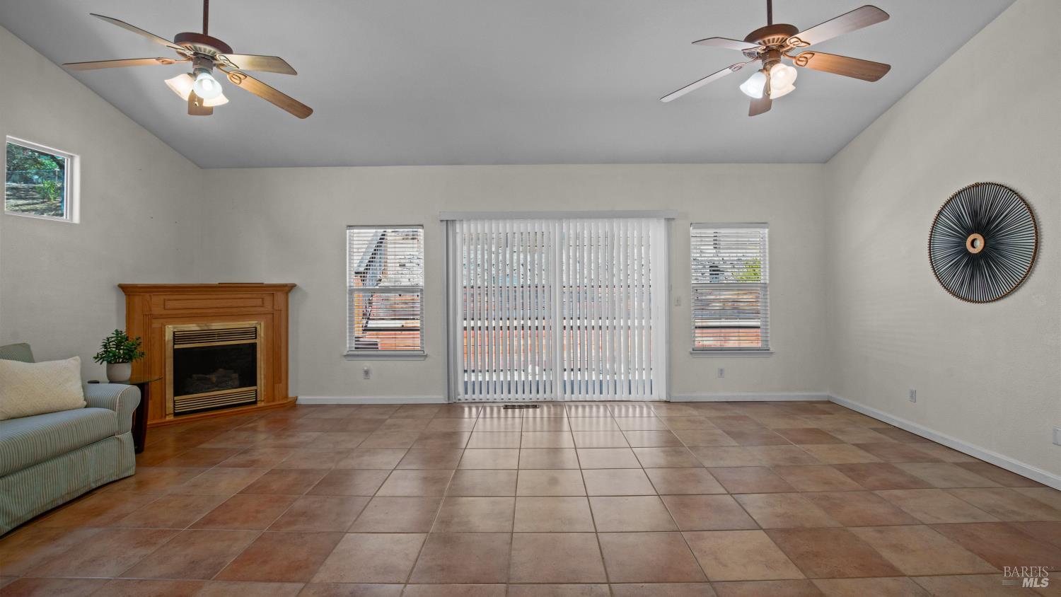 19516 N Mountain Meadow Hidden Valley Lake CA 95467