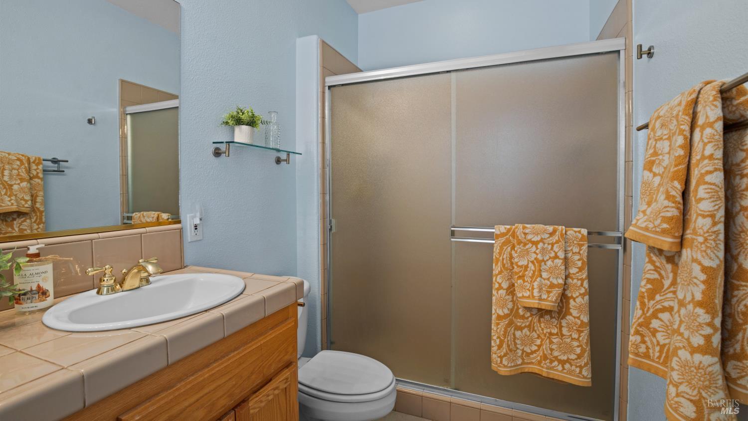 19516 N Mountain Meadow Hidden Valley Lake CA 95467