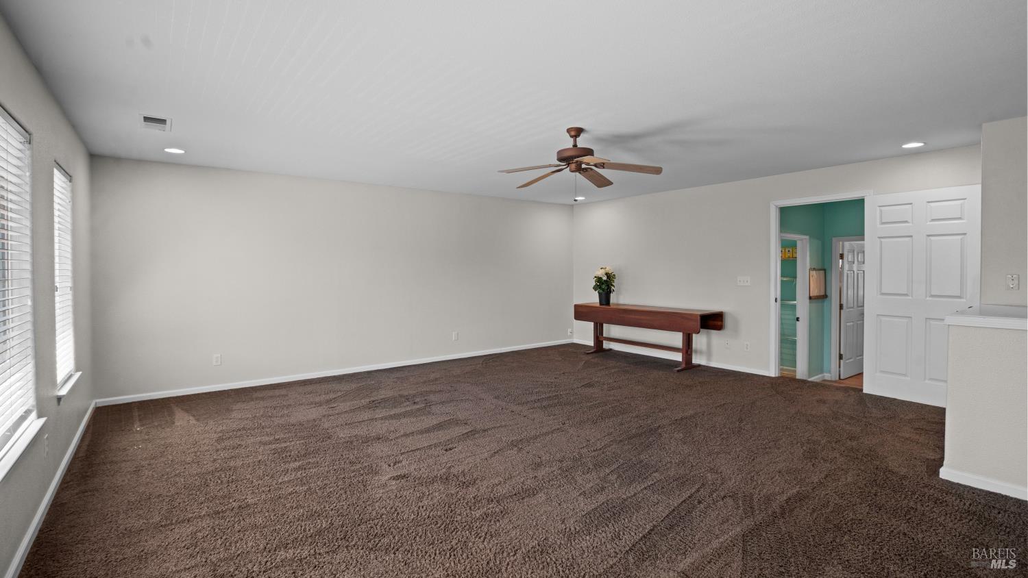 19516 N Mountain Meadow Hidden Valley Lake CA 95467